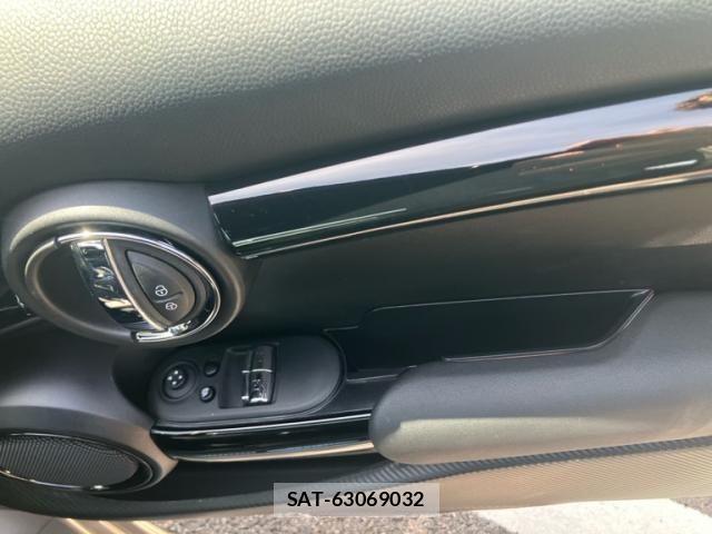Bmw MINI 2023-03 7877762-13