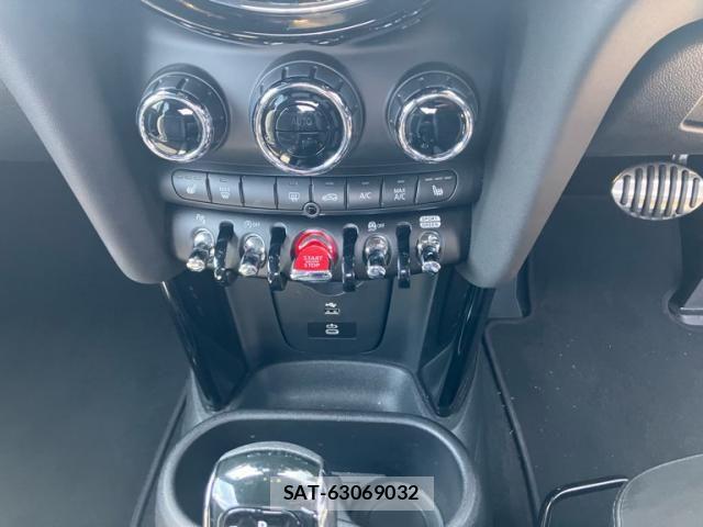 Bmw MINI 2023-03 7877762-20