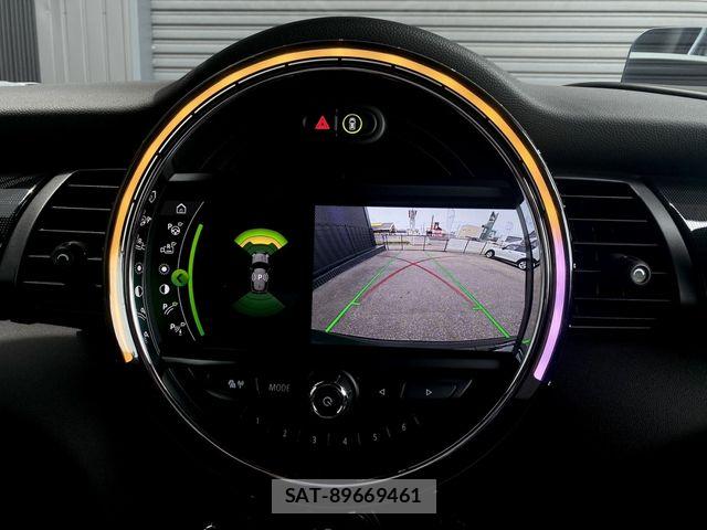 Bmw MINI 2019-04 7877761-15