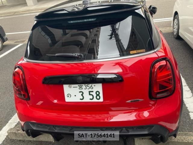 Bmw MINI 2023-04 7877765-1