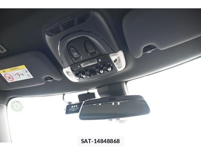 Bmw MINI 2023-11 7979982-17