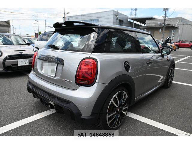 Bmw MINI 2023-11 7979982-2