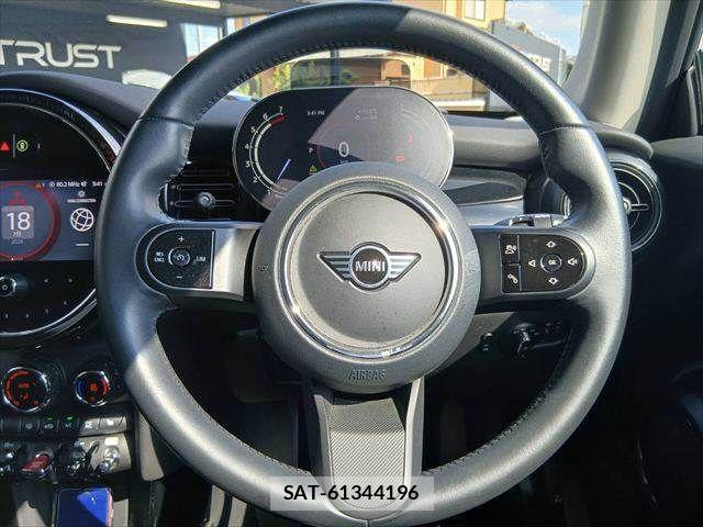 Bmw MINI 2023-09 8100439-9