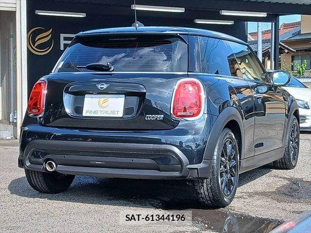 Bmw MINI 2023-09 8100439-16