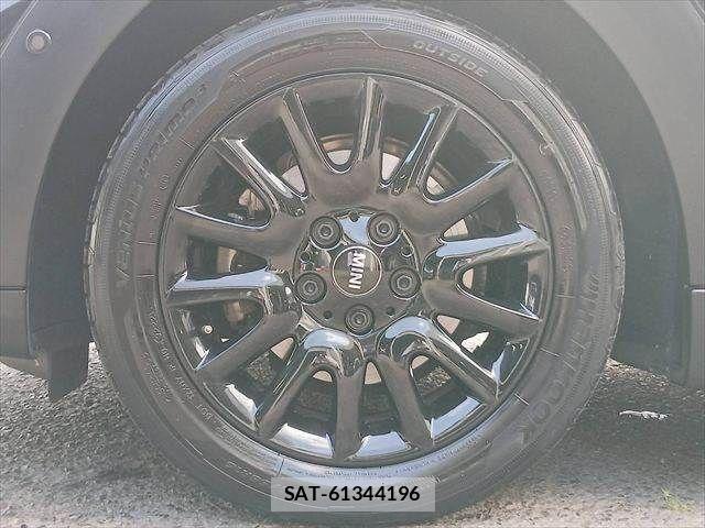 Bmw MINI 2023-09 8100439-26