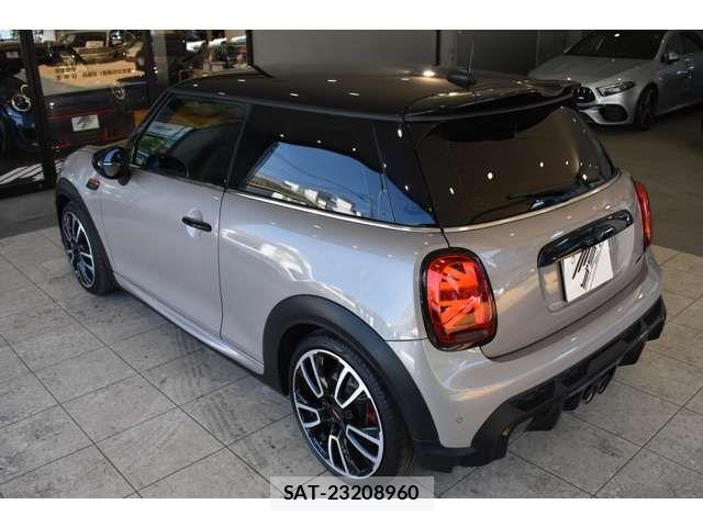 Bmw MINI 2021-12 8100431-9
