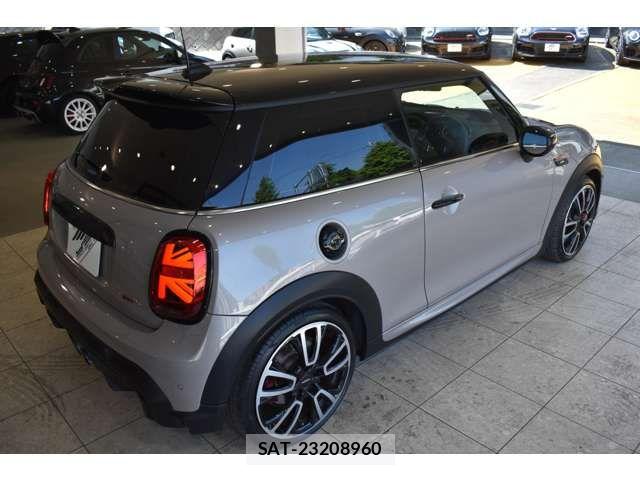 Bmw MINI 2021-12 8100431-11