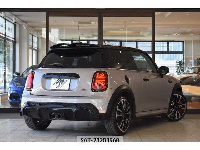 Bmw MINI 2021-12 8100431-7