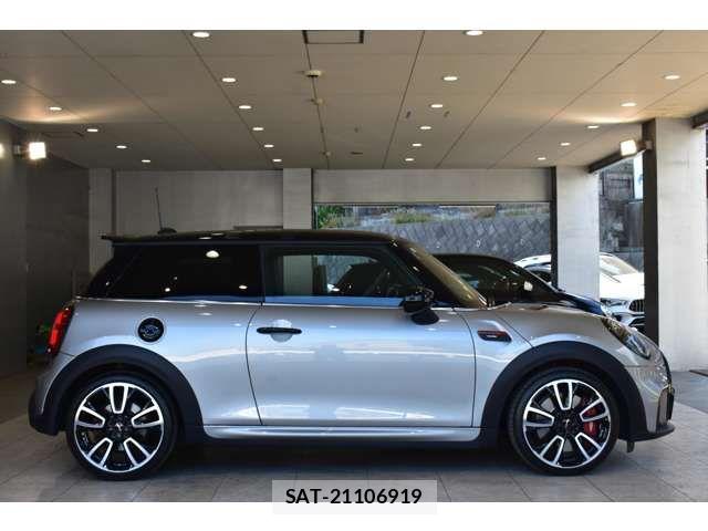 Bmw MINI 2023-08 8100432-3