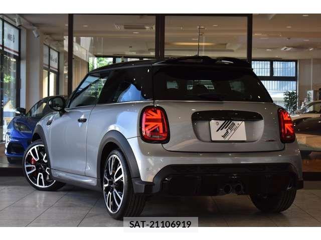 Bmw MINI 2023-08 8100432-5