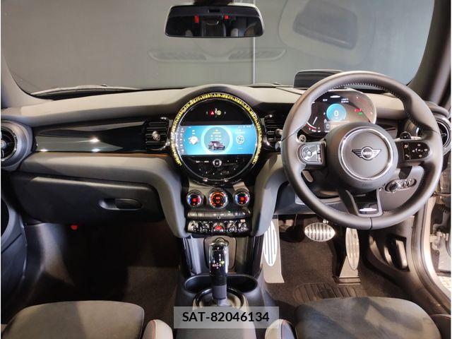 Bmw MINI 2024-05 8158810-1