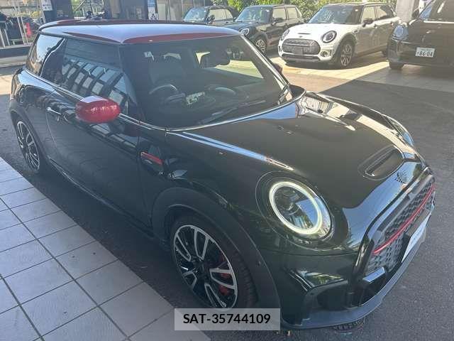 Bmw MINI 2022-07 8245918-2