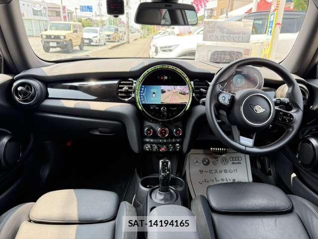Bmw MINI 2021-10 8562668-13