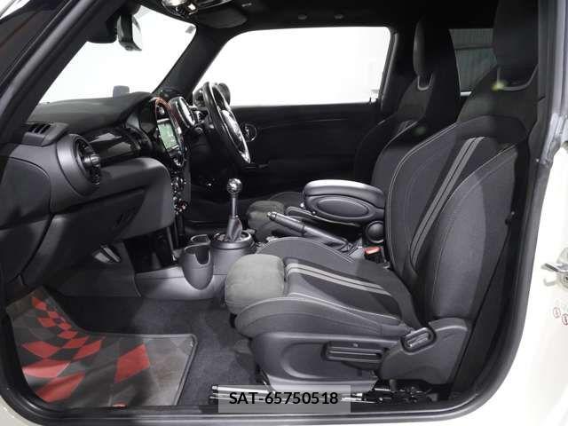 Bmw MINI 2019-08 8666502-9