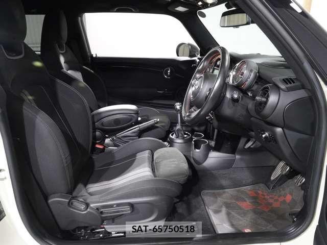 Bmw MINI 2019-08 8666502-10
