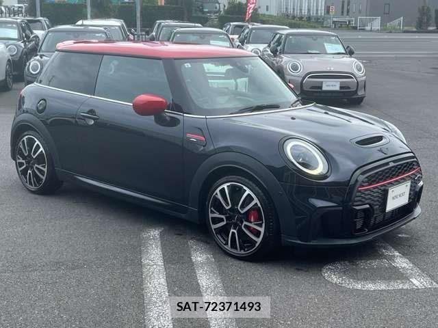 Bmw MINI 2023-08 8849792-15