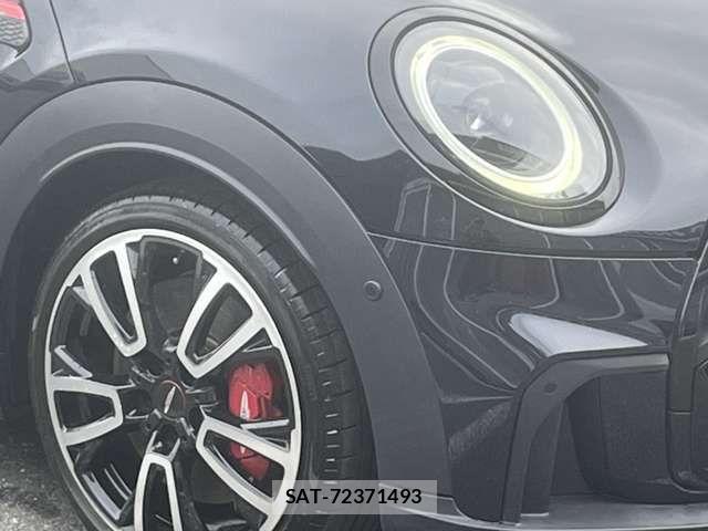 Bmw MINI 2023-08 8849792-18