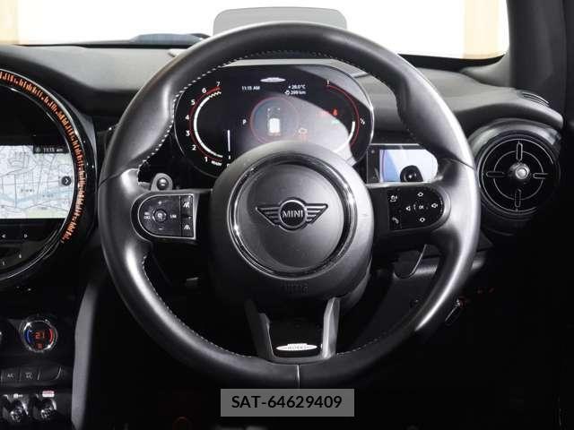Bmw MINI 2021-10 8849793-14
