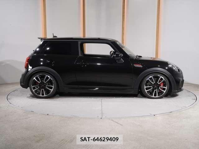 Bmw MINI 2021-10 8849793-20