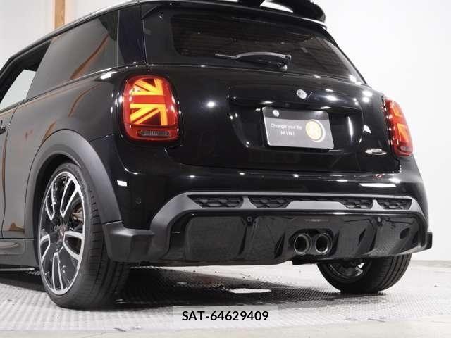 Bmw MINI 2021-10 8849793-23