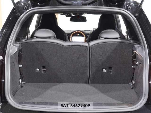 Bmw MINI 2021-10 8849793-26
