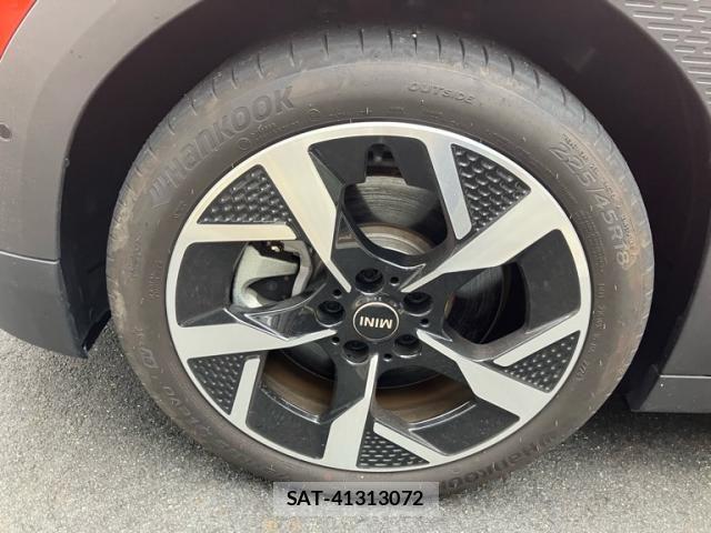Bmw MINI 2024-10 7979983-10