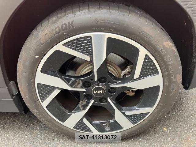 Bmw MINI 2024-10 7979983-11