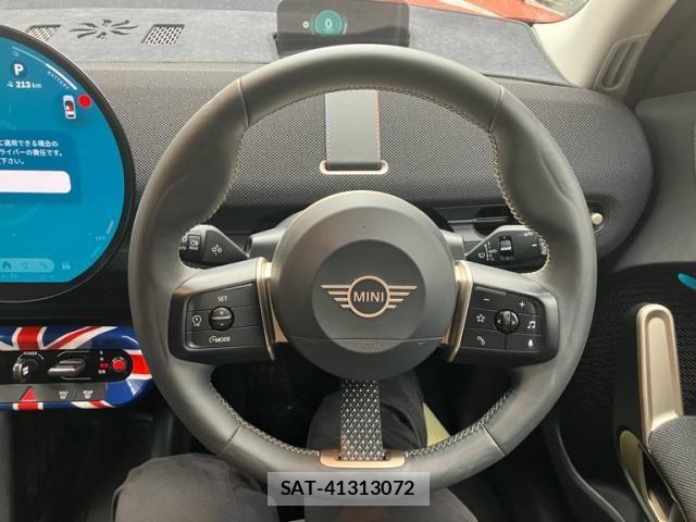 Bmw MINI 2024-10 7979983-17