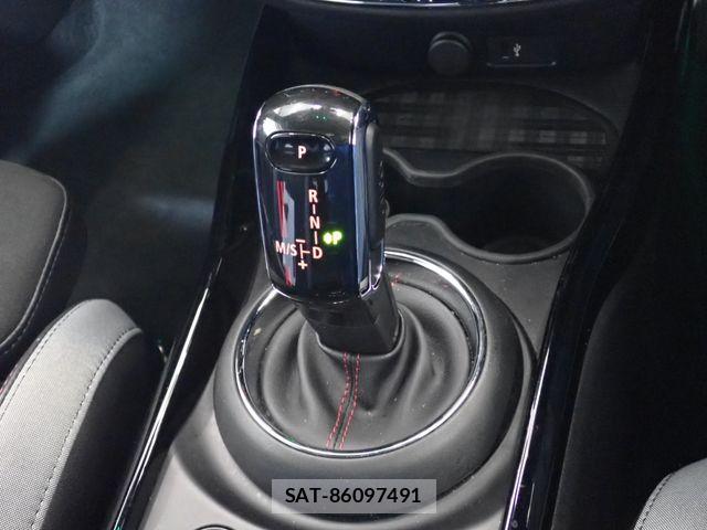 Bmw MINI CLUBMAN 2019-10 6216873-14