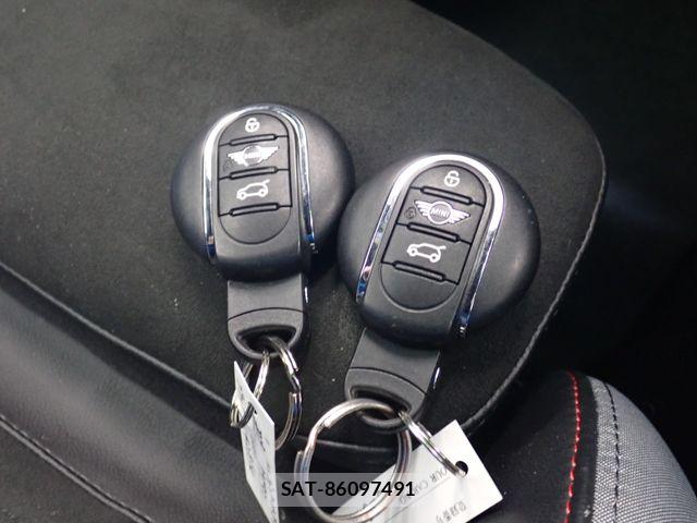 Bmw MINI CLUBMAN 2019-10 6216873-28