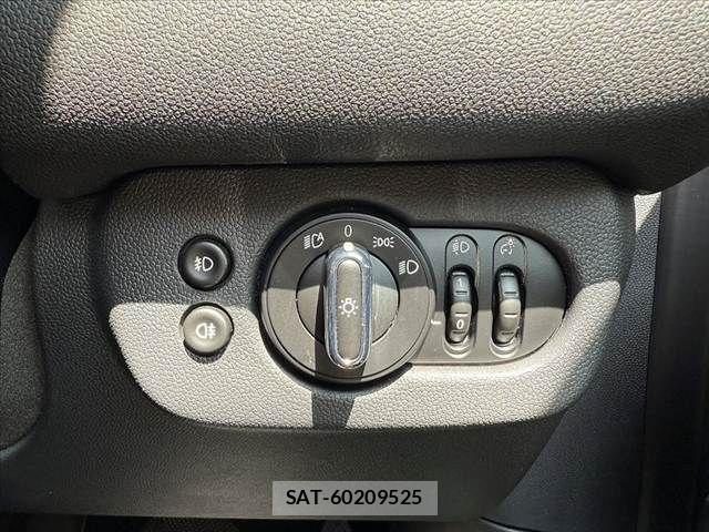 Bmw MINI CLUBMAN 2019-06 6613245-21