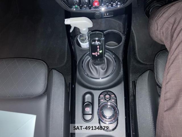 Bmw MINI CLUBMAN 2022-06 7221739-18