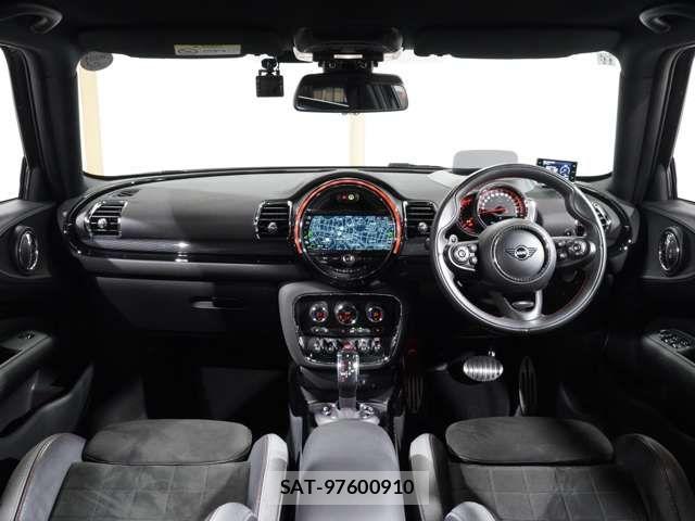 Bmw MINI CLUBMAN 2019-11 7328367-3