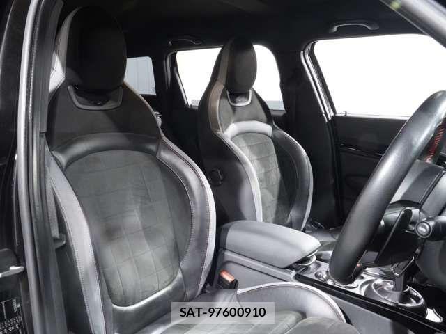 Bmw MINI CLUBMAN 2019-11 7328367-4