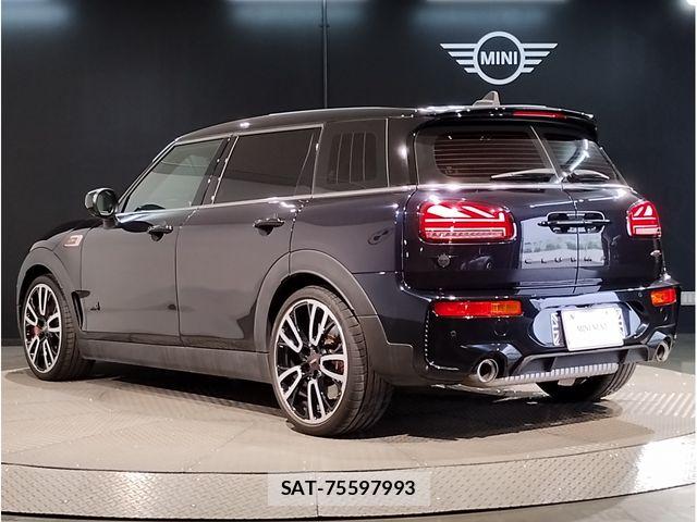 Bmw MINI CLUBMAN 2022-08 7392859-2
