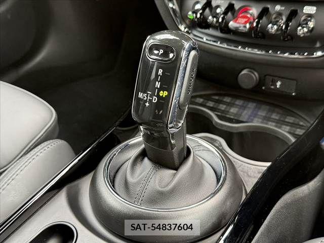 Bmw MINI CLUBMAN 2022-02 7455793-24