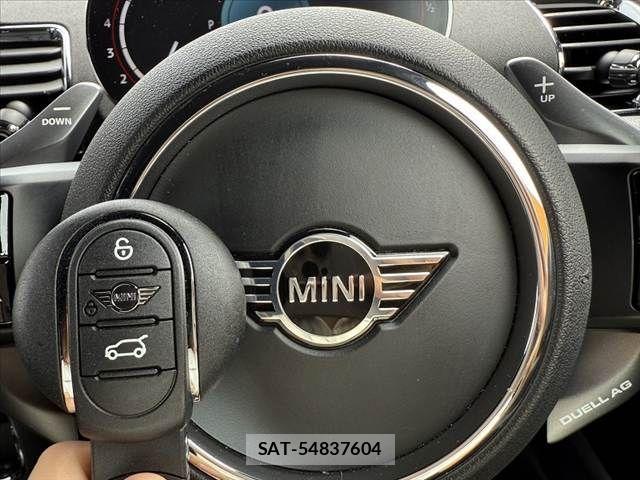 Bmw MINI CLUBMAN 2022-02 7455793-3