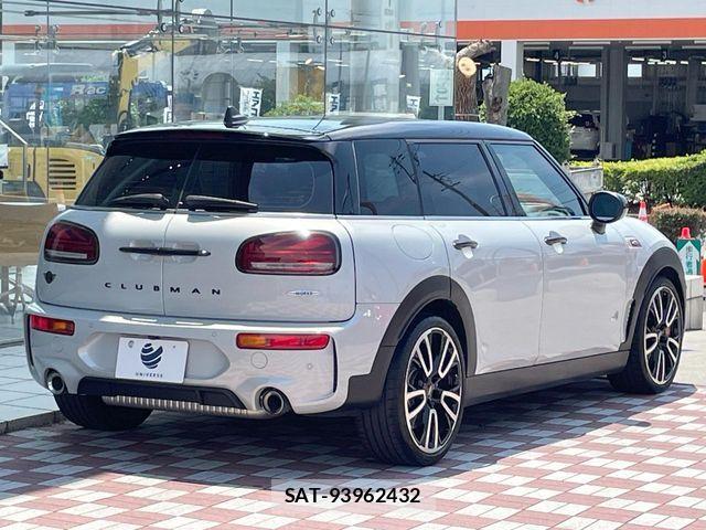 Bmw MINI CLUBMAN 2022-05 7618082-16