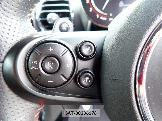 Bmw MINI CLUBMAN 2021-03 7618083-11