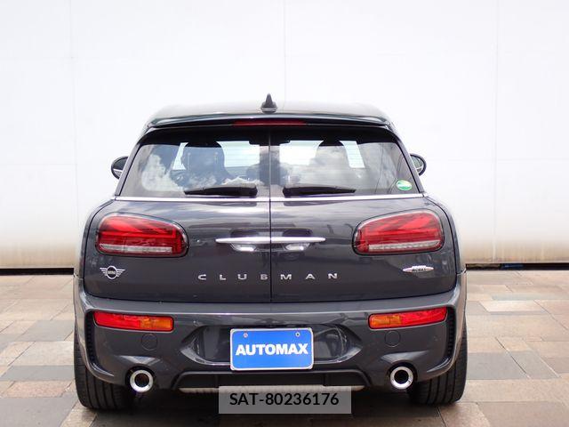 Bmw MINI CLUBMAN 2021-03 7618083-23