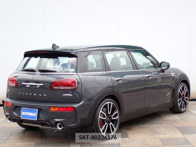 Bmw MINI CLUBMAN 2021-03 7618083-2