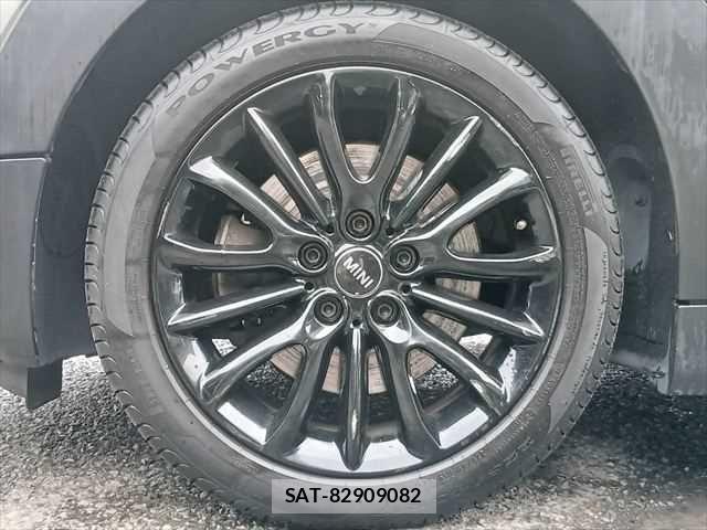 Bmw MINI CLUBMAN 2017-02 7725657-26
