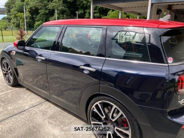 Bmw MINI CLUBMAN 2021-06 8036765-7