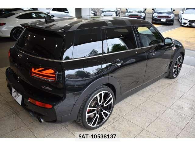 Bmw MINI CLUBMAN 2023-12 8100441-11