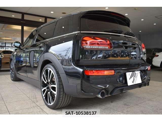 Bmw MINI CLUBMAN 2023-12 8100441-13