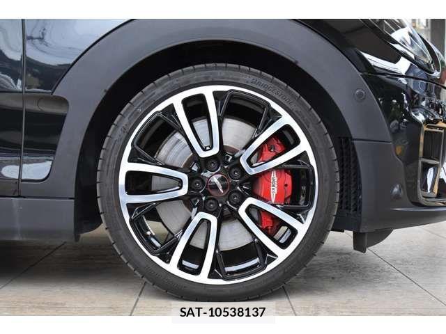 Bmw MINI CLUBMAN 2023-12 8100441-14