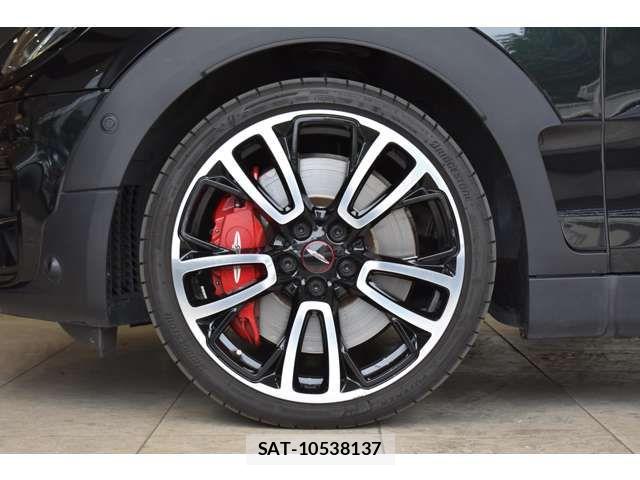 Bmw MINI CLUBMAN 2023-12 8100441-16