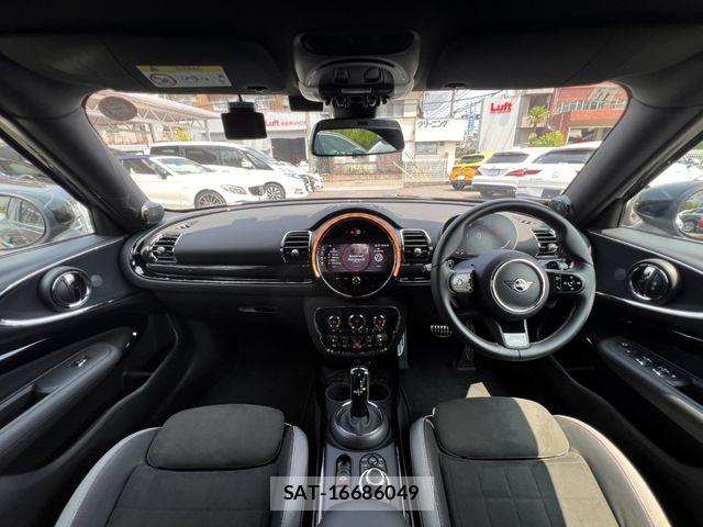 Bmw MINI CLUBMAN 2023-11 8208712-1