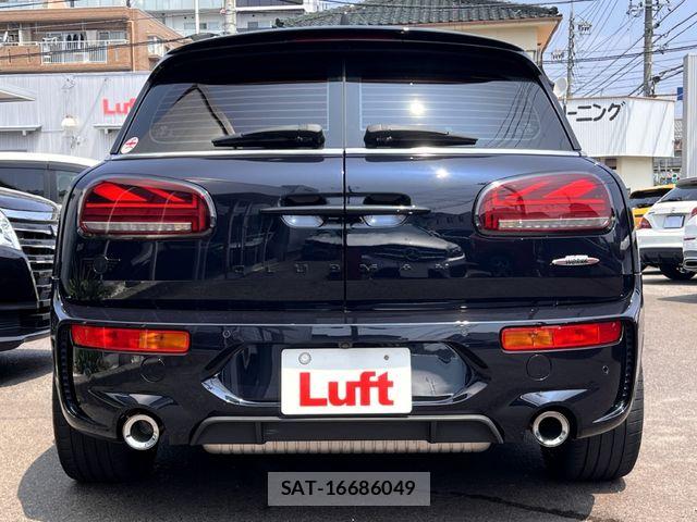 Bmw MINI CLUBMAN 2023-11 8208712-4