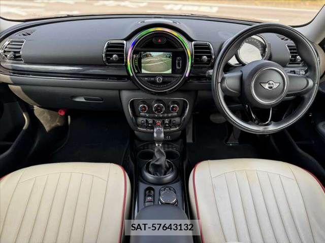 Bmw MINI CLUBMAN 2016-05 8208711-1